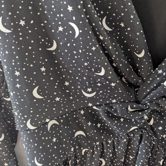 Ricky's V-neck Moon and Stars Blouse - Picture 2 of 4